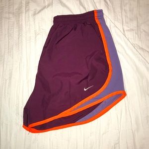 Nike Dry-Fit Running Shorts - M